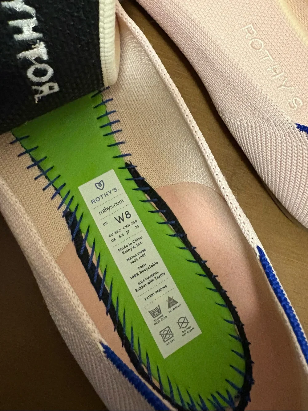 Rothy’s Blush Pink Round Toe Daily Flat (size 8)